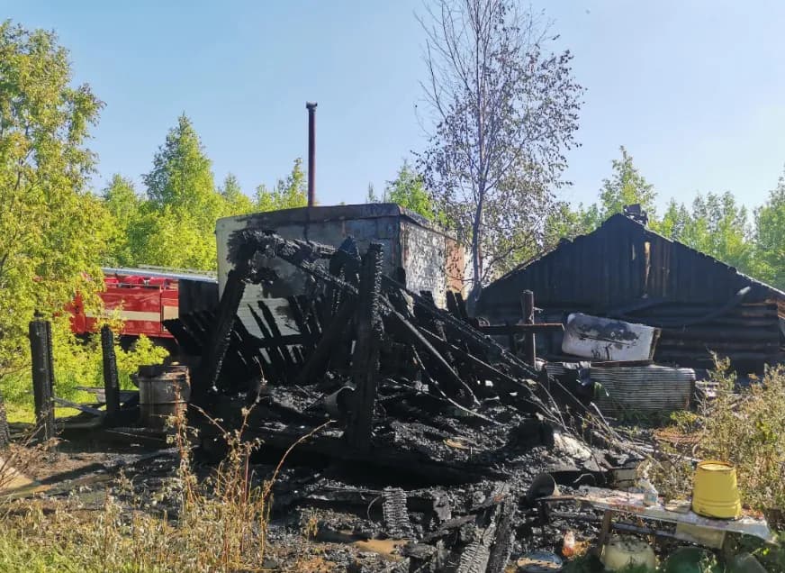 Коми пережила два пожара за сутки: в одном спасли двоих граждан