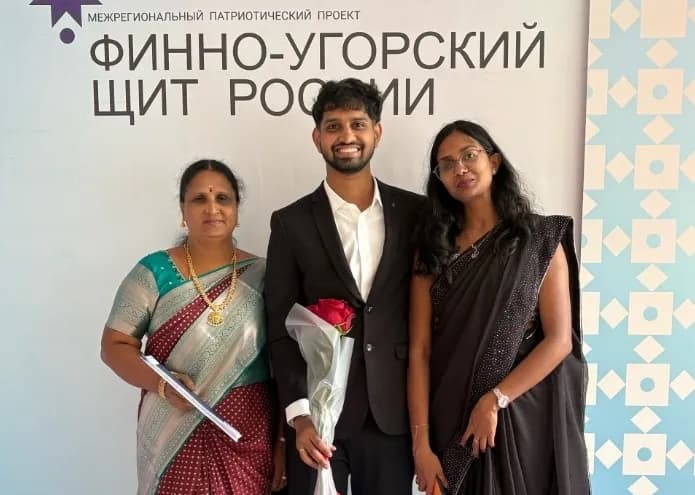 Мама выпускника-врача преодолела тысячи километров из Индии в Коми ради вручения диплома
