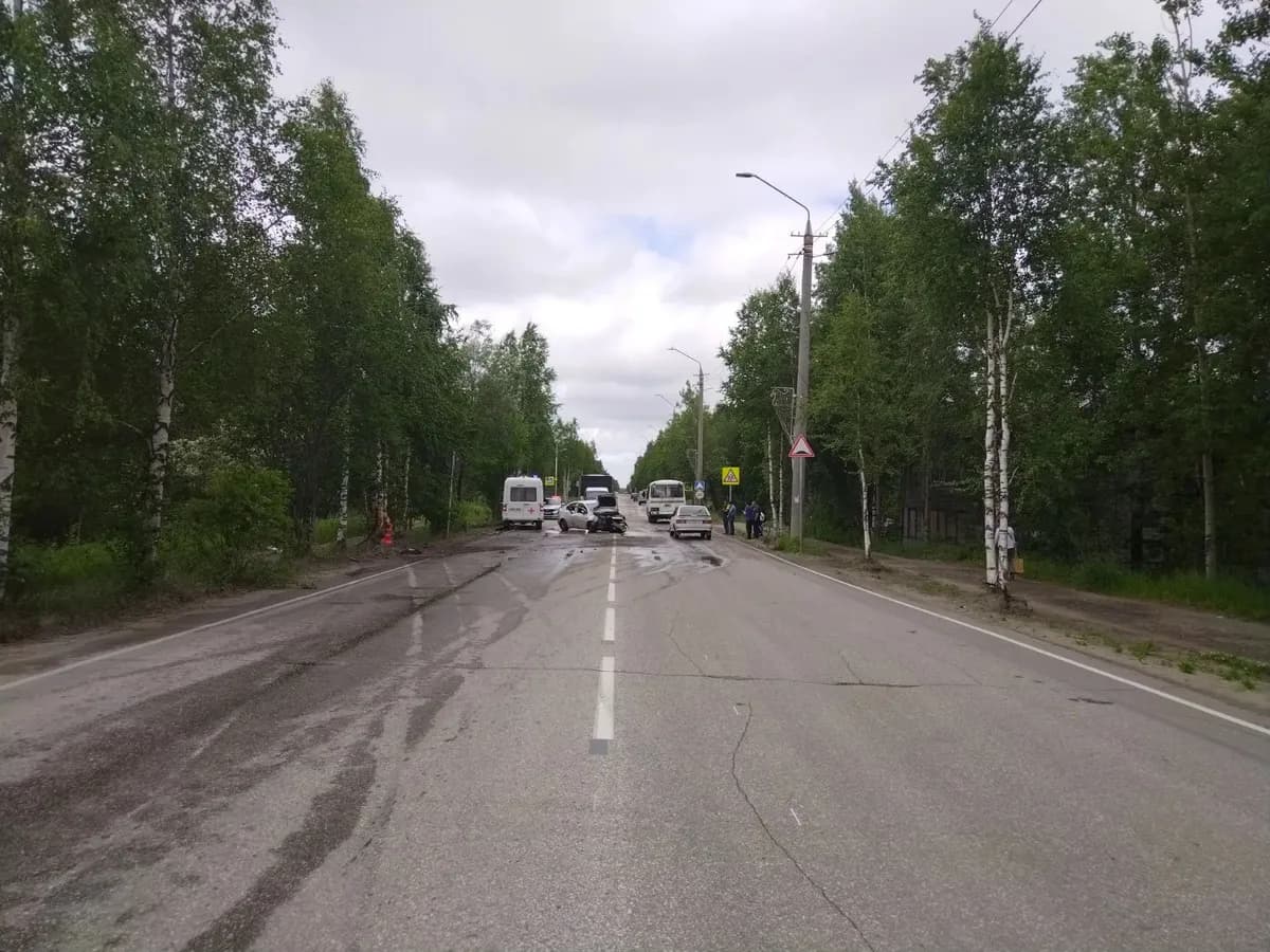 В Коми в трех ДТП пострадали пьяный водитель, ребёнок-пешеход и самокатчик