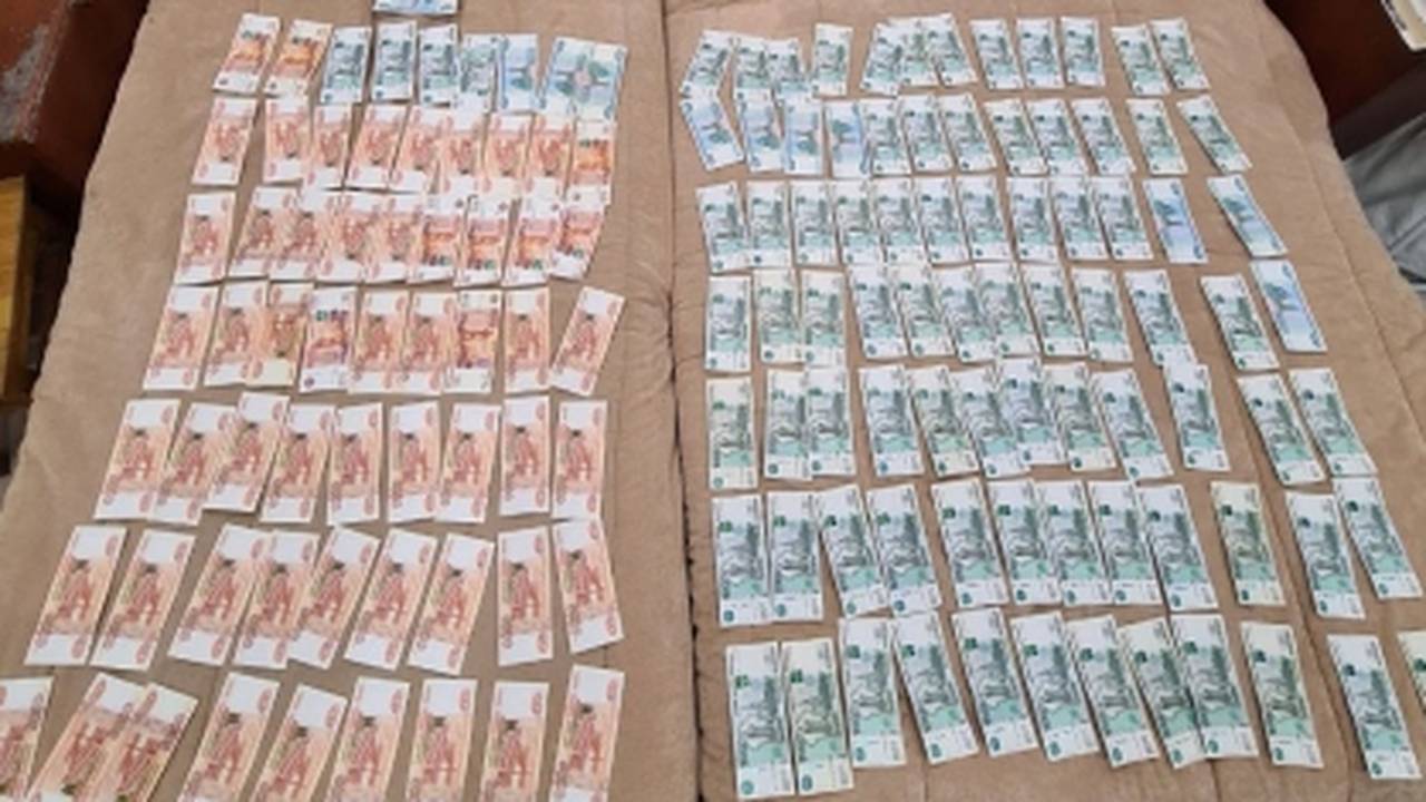 Главная картинка новости: Мэра одного из городов Коми задержали за взятку