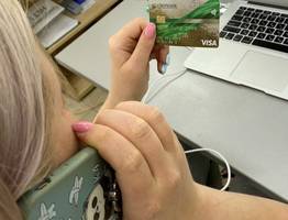 За выходные жители Коми отдали мошенникам почти 12 миллионов рублей