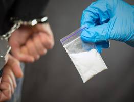 Воркутинцы незаконно изготавливали наркотики и устроили дома наркопритон