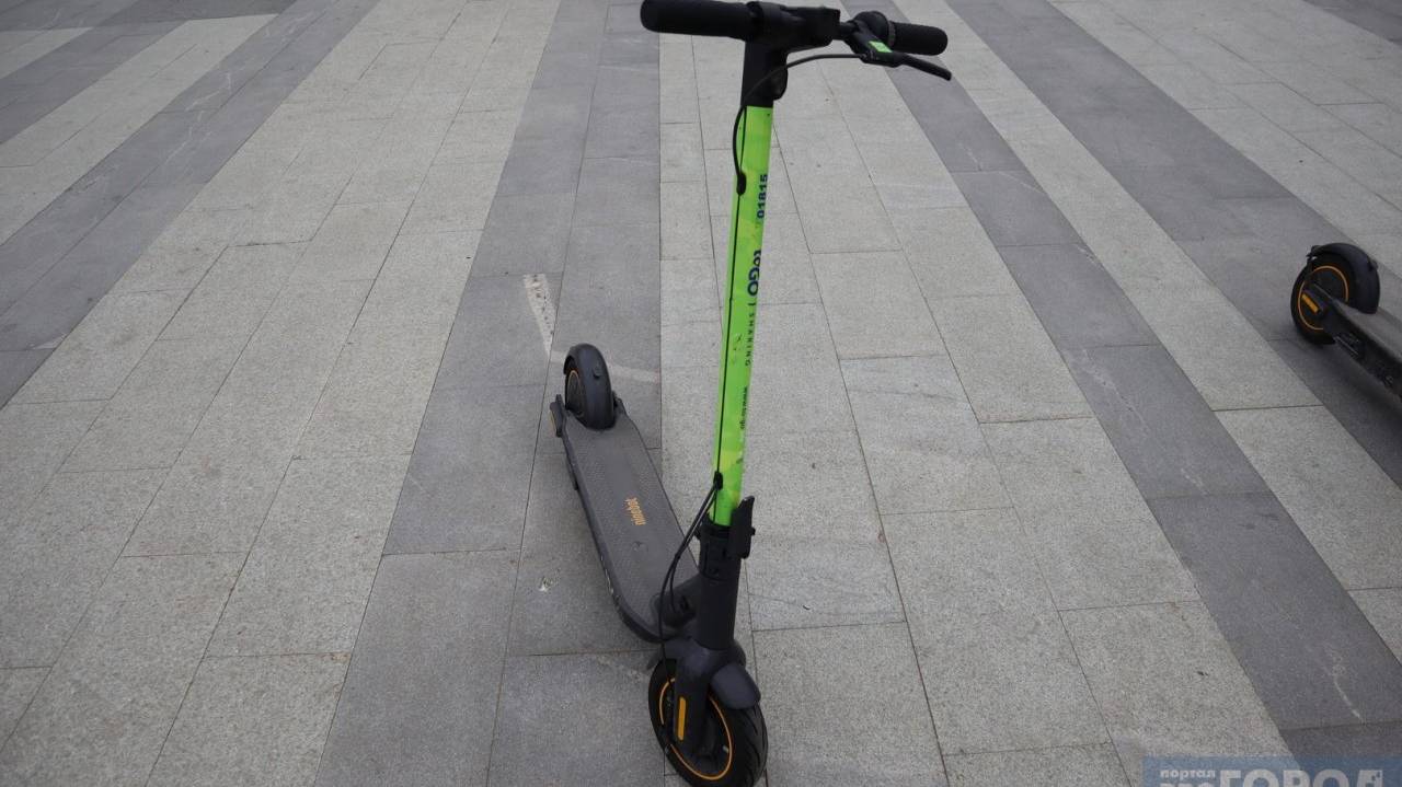 Главная картинка новости: Большинство сыктывкарцев "за" высокие штрафы для нетрезвых самокатчиков