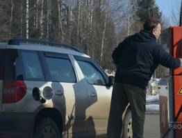 В Коми резко подорожал бензин