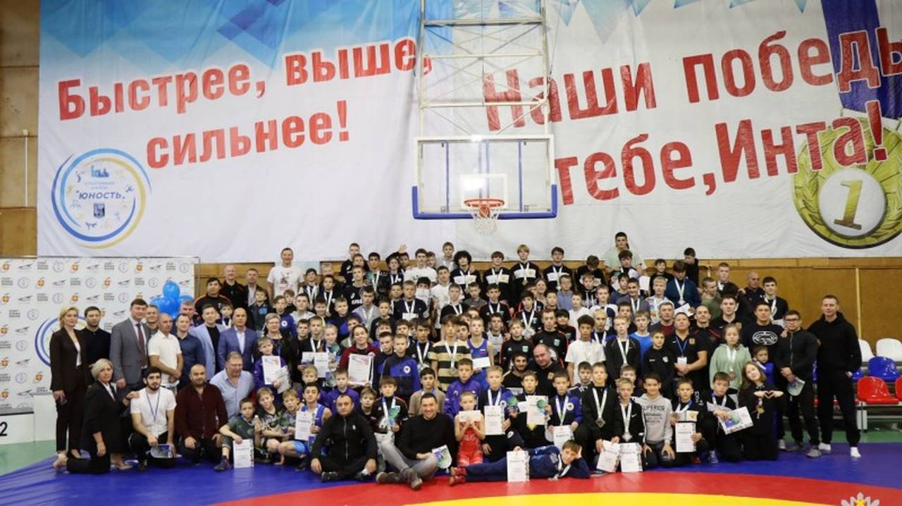 В Инте прошел республиканский турнир по вольной борьбе