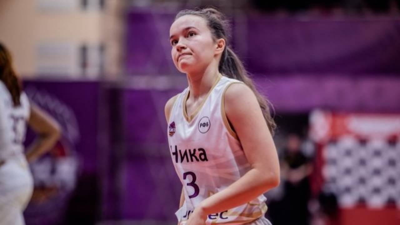 «Ника-Лузалес» из Коми одержала первую победу в чемпионате