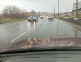 Коммунальщики Коми рассказали, почему моют дороги в дождь