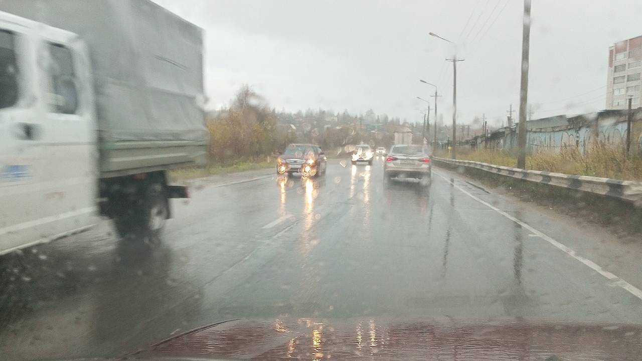 Главная картинка новости: В республике Коми вводят ограничения на движение большегрузов