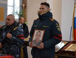 Ухтинцы простились с Денисом Владимировичем Степановым