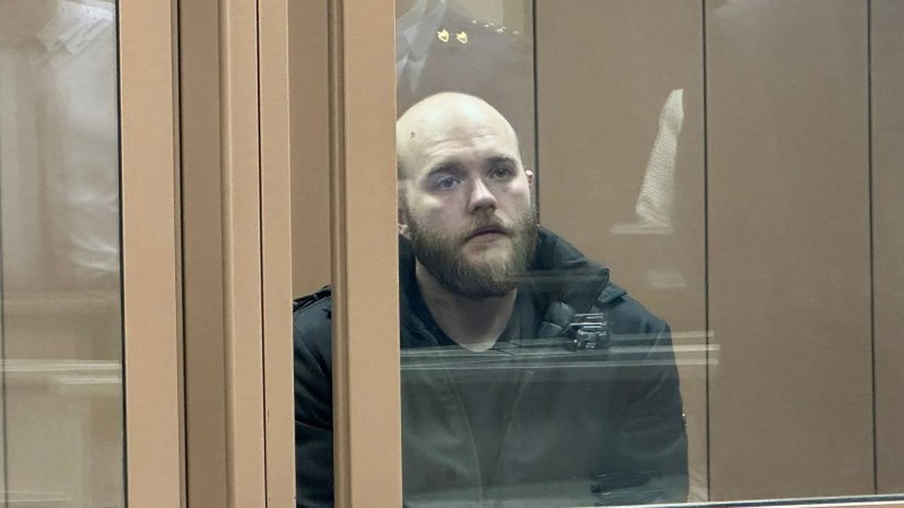 Главная картинка новости: Дело дебоширов в самолете рассмотрят в Коми