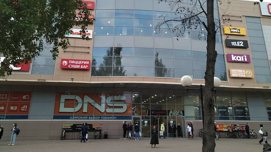 Главная картинка новости: В Сыктывкаре эвакуировали два торговых центра