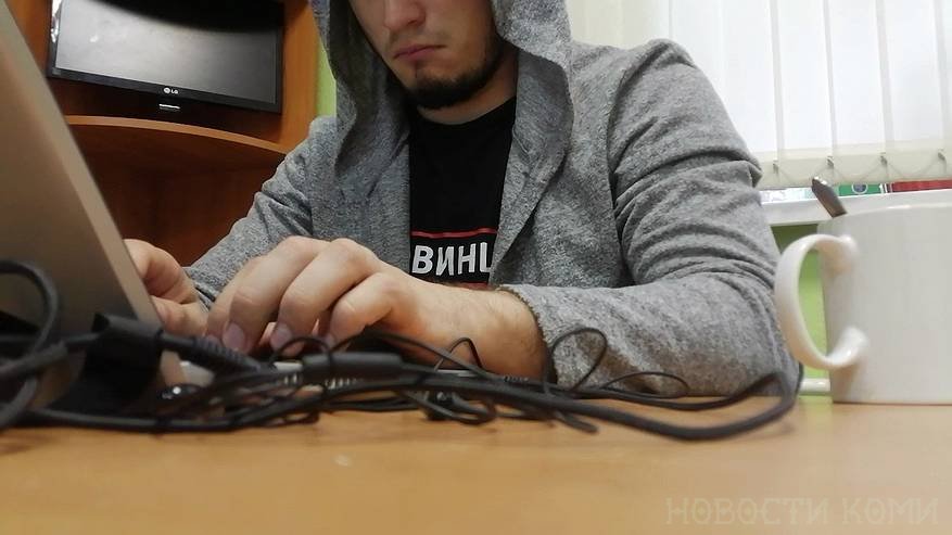 Главная картинка новости: Жителей Коми пугают странные звонки из ФСБ