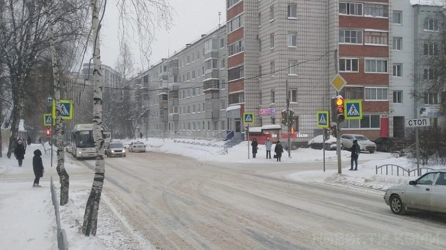 В Коми изменят режим работы светофора на одном из проблемных участков