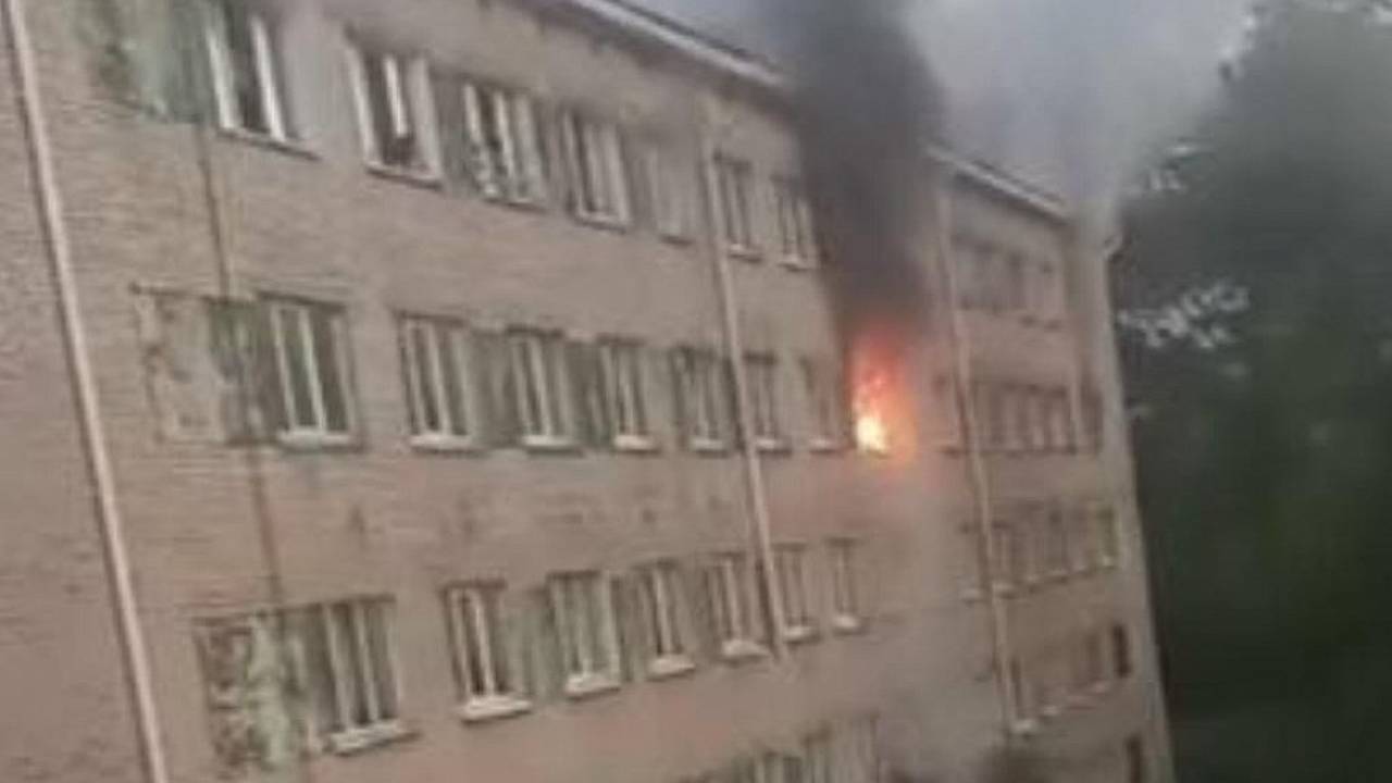 Главная картинка новости: Погорельцев из Сосногорска бросили на произвол судьбы