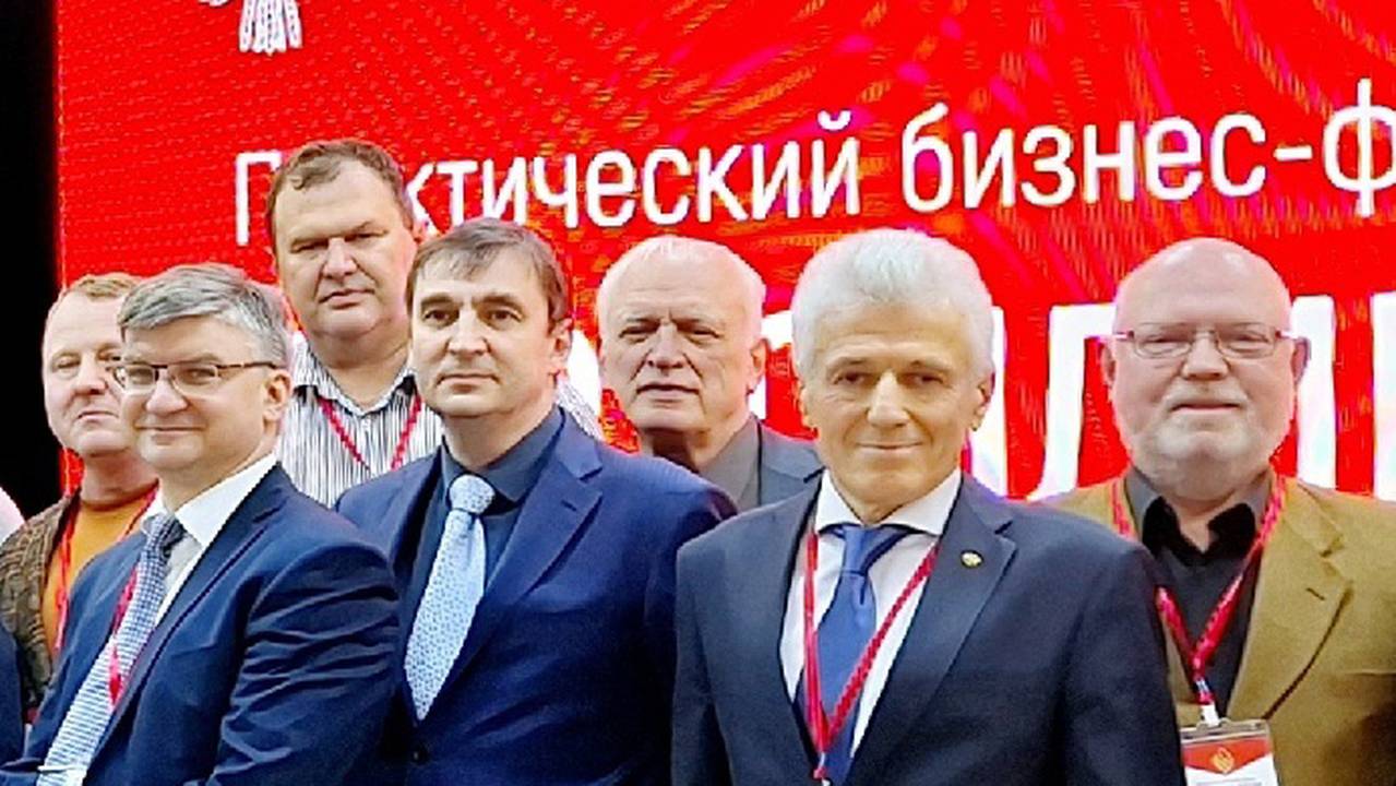 Главная картинка новости: В Коми отсидевшие чиновники пошли в лесной бизнес