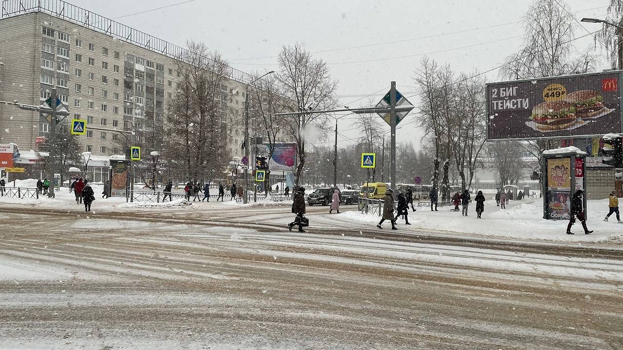 Главная картинка новости: С сегодняшнего дня станет бесплатным для всех пенсионеров от 55 лет