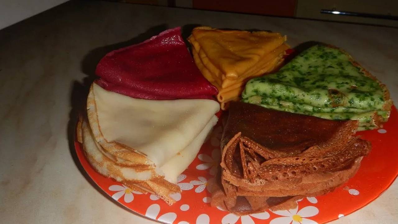 Главная картинка новости: История и рецепты древних блинов: вкусовые наслаждения