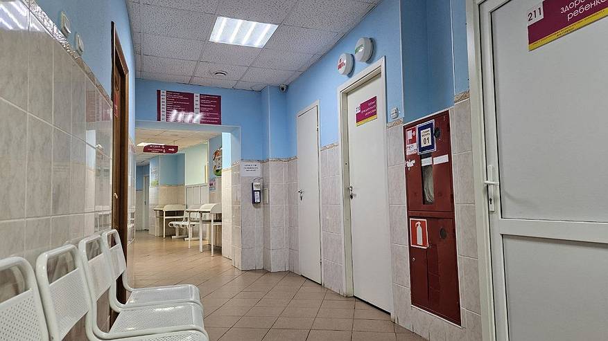 Главная картинка новости: Поликлиника в Коми уже 5 лет недоступна для людей с ОВЗ