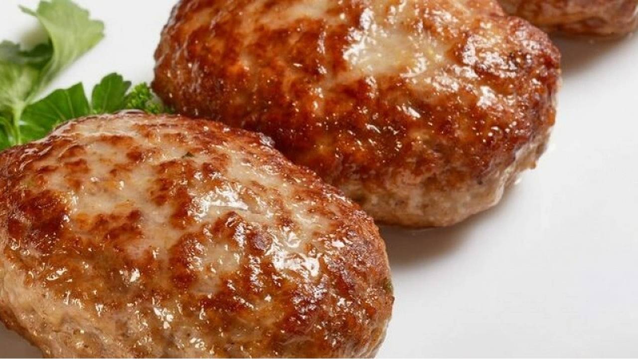 Главная картинка новости: Готовьте котлеты только так: записывайте лучший рецепт