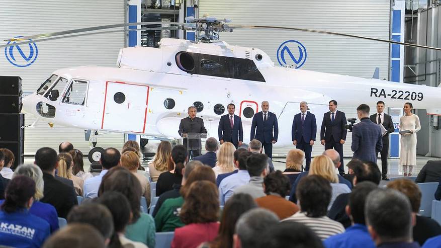 Главная картинка новости: Коми получила 2 новых вертолета Ми-8МТВ-1 в свой авиапарк