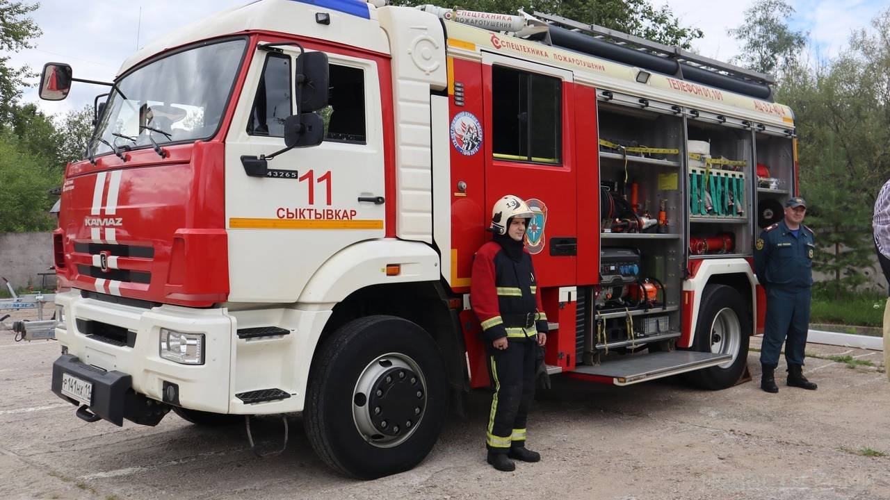 Главная картинка новости: В Коми ожидают вспышку лесных пожаров с мая по август