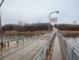 В Коми демонтируют понтонный мост