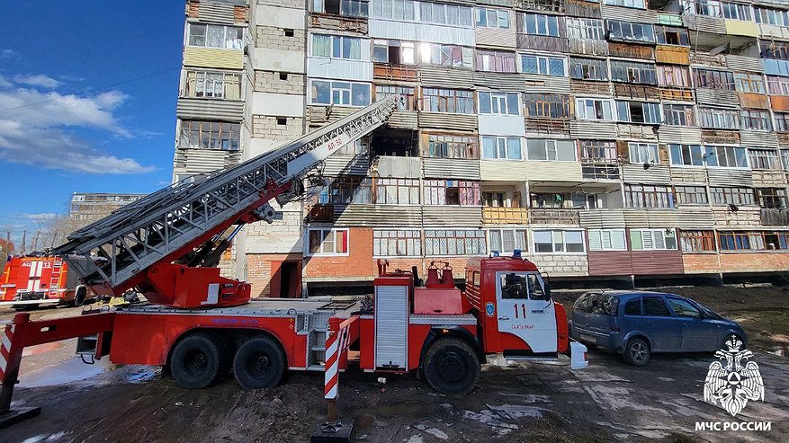 Житель Сыктывкара погиб в полыхающей квартире