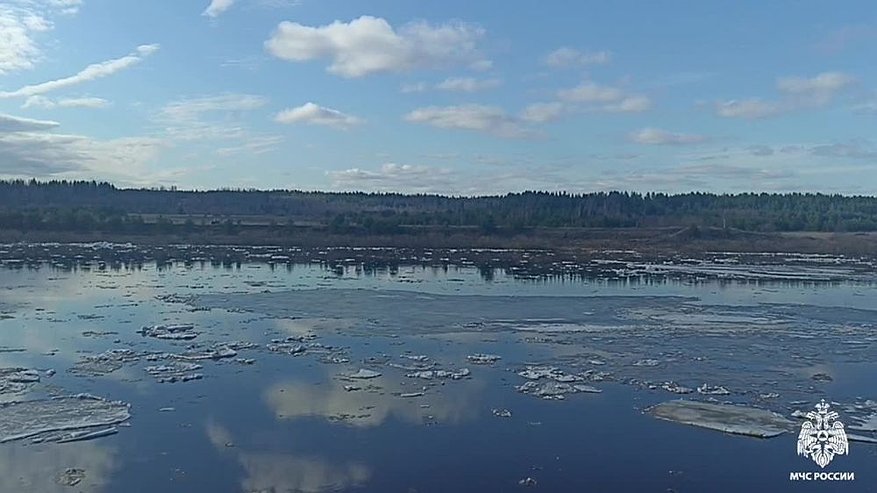 На реке Вашка в Коми уровень воды превысил неблагоприятную отметку