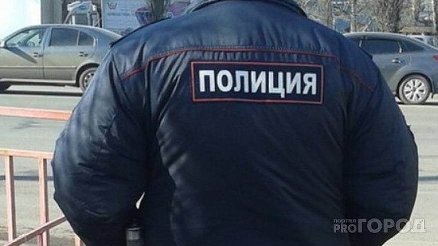Главная картинка новости: Полиция Коми переведена на усиленный вариант несения службы