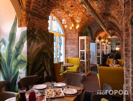 Почти полтора миллиарда рублей потратили жители Коми за месяц в кафе и ресторанах