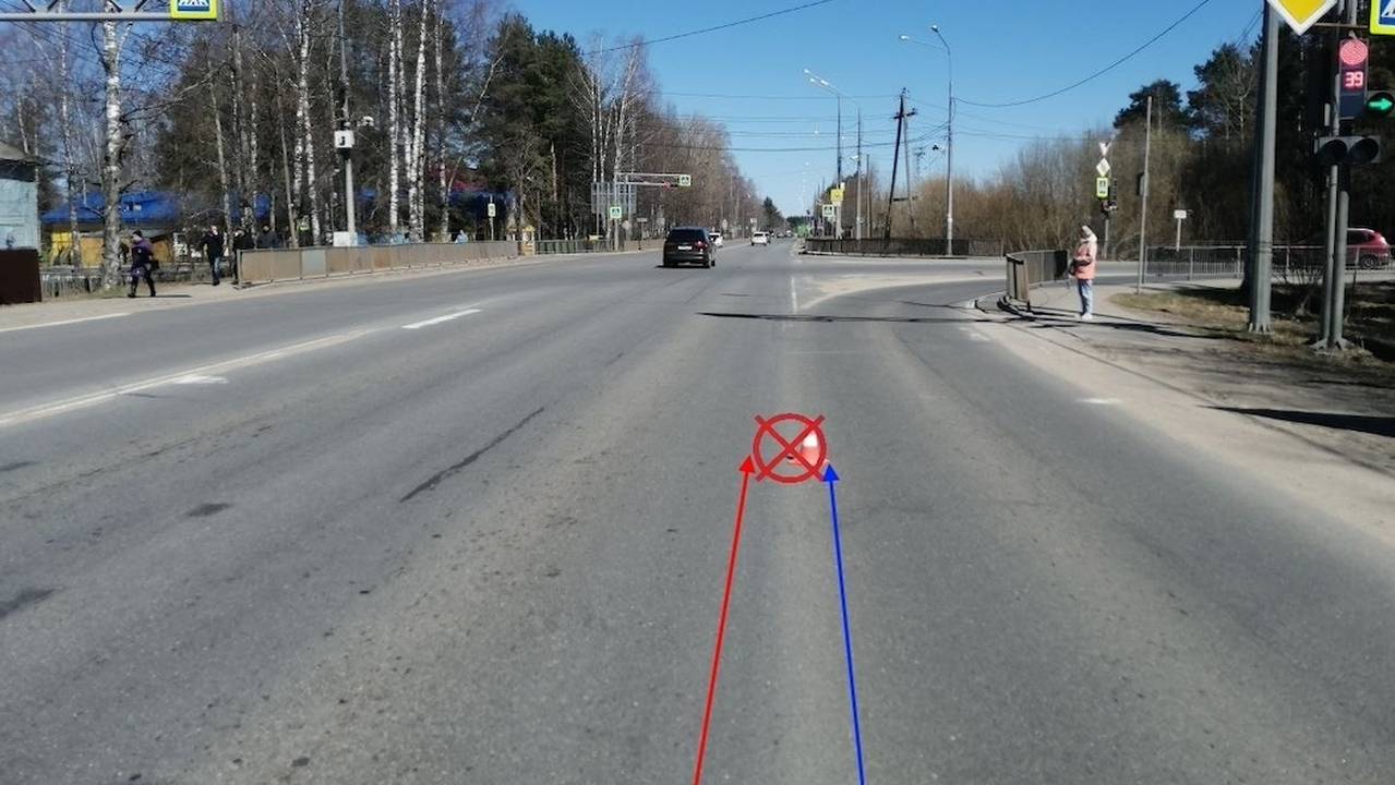 Главная картинка новости: В Коми женщину на велосипеде сбило авто