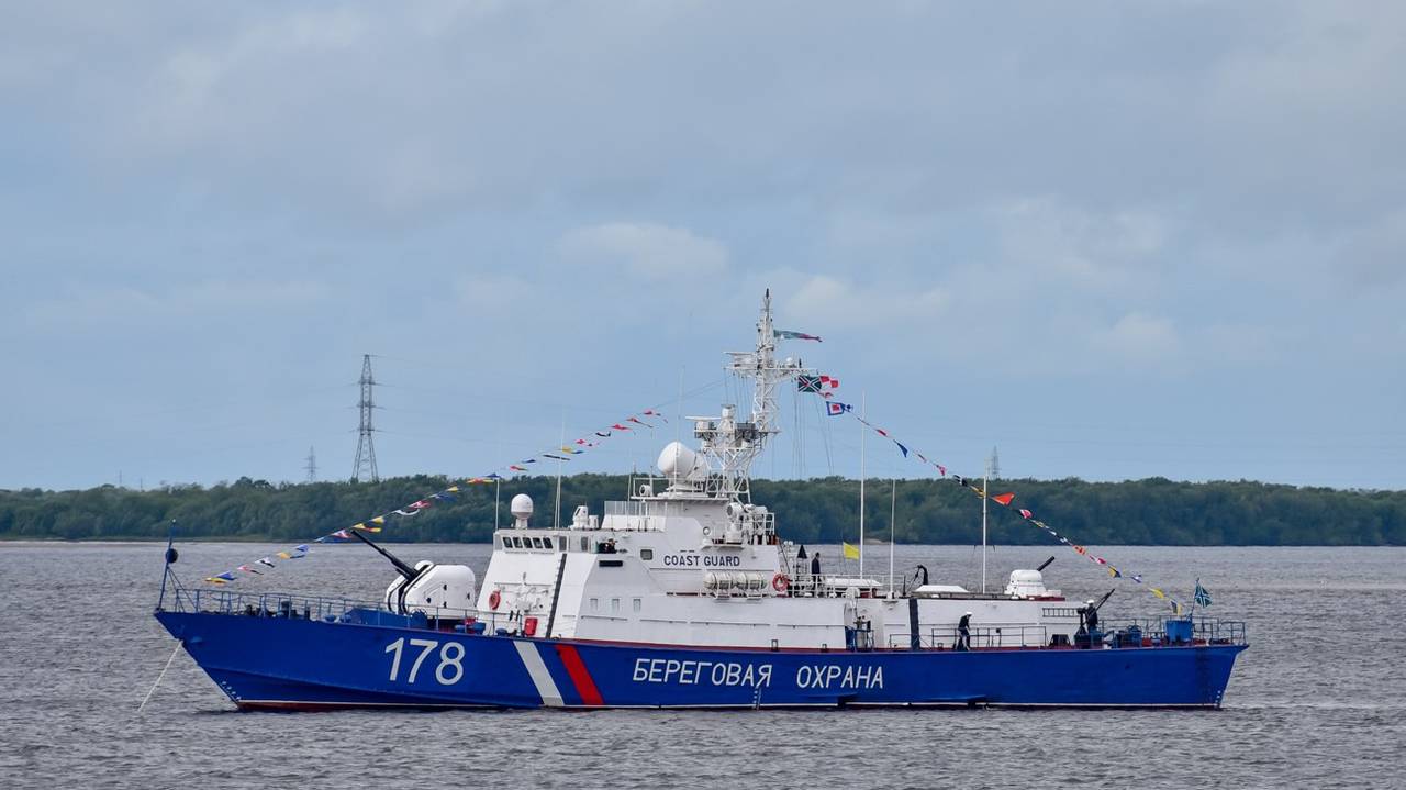 Главная картинка новости: У Коми есть свой пограничный корабль