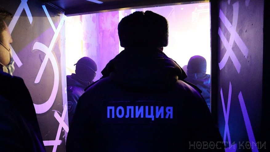 В Коми арестовали мужчину, устроившего поножовщину в ресторане