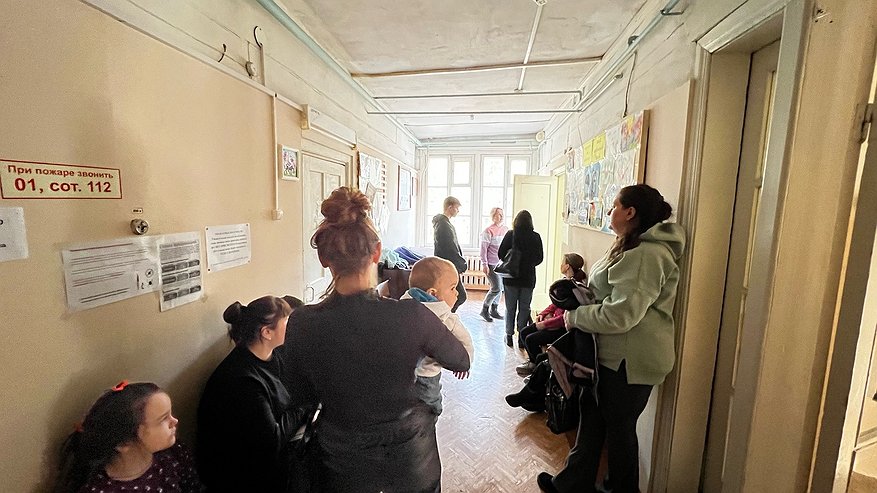 В сыктывкарском поселке вместо амбулатории строят магазин