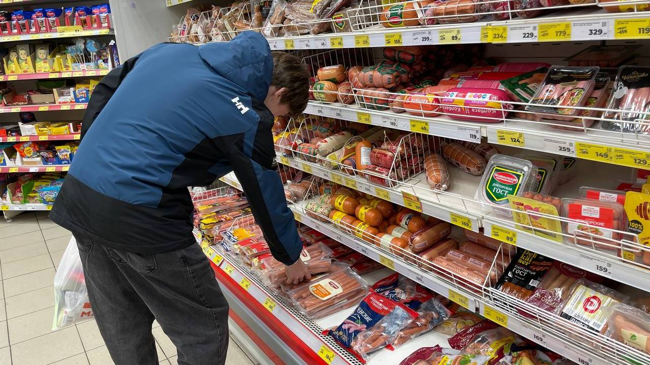 Главная картинка новости: "Не мясо, а сплошная химия": Эксперты назвали худший бренд филе цыпленка