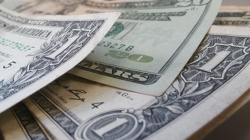 Санкции против Мосбиржи: пропадут ли доллары из России? Что теперь будет с курсом доллара и евро?