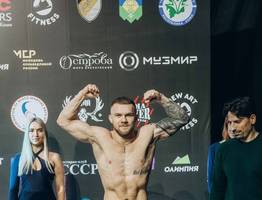 Боец из Сыктывкара "заколотил" оппонента