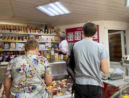 С 20 июня наличные деньги перестанут принимать в магазинах: неприятный сюрприз ждет всех жителей страны