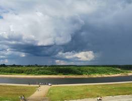 В некоторых районах Коми прогнозируется гроза и сильный ливень