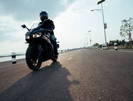 Под Сосногорском молодого мотоциклиста, выпившего три литра пива и севшего за руль, арестовали