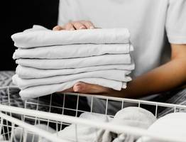 Эффект мощнее белизны за 1 минуту: всего одно средство заменит целую гору порошка. Попробуйте сами