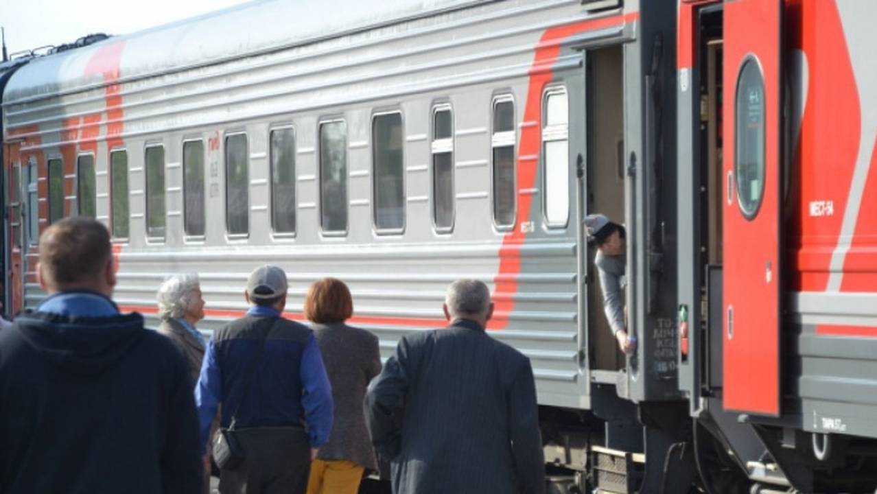 Главная картинка новости: Теперь в вагон не впустят даже с билетом: в РЖД придумали новую и хитрую ловушку для пассажиров
