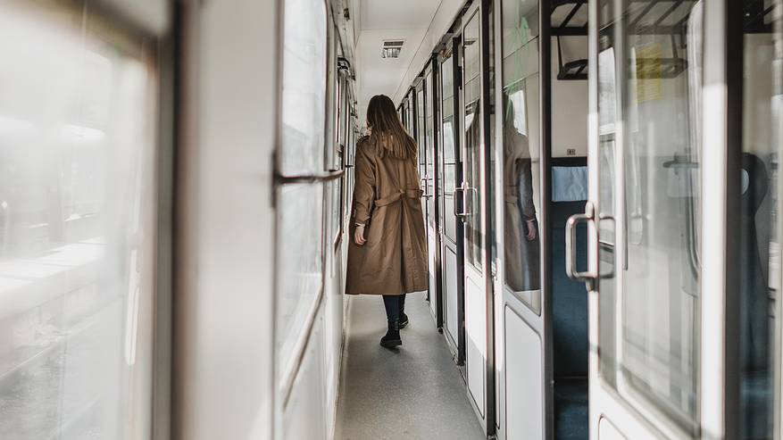 Главная картинка новости: Теперь в вагон не впустят даже с билетом: РЖД придумали новую и хитрую ловушку для пассажиров