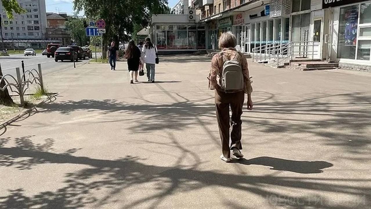 Главная картинка новости: Пенсионерам объявили о доплате к пенсии в 2024 году за советский стаж