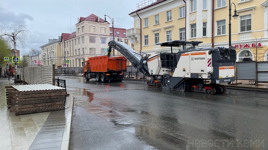 В Сыктывкаре досрочно завершили ремонт дорожного полотна на одной из улиц