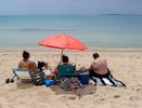 Купаться нельзя, отпуск окончательно испорчен: на пляжах Анапы ввели полный запрет на купание в Черном море