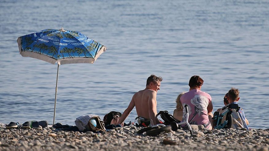 "Никому не советуем туда ехать": Россияне в полном ужасе после отдыха в Крыму. Вот почему