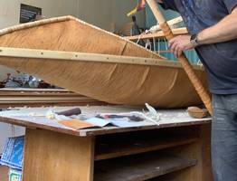 Сыктывкарец смастерил чудо-лодку из бересты