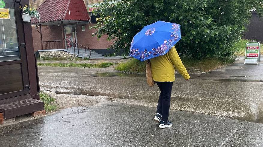 Главная картинка новости: Куртки не убирайте, скоро они понадобятся: Вильфанд предупредил о резком похолодании почти на 25 градусов