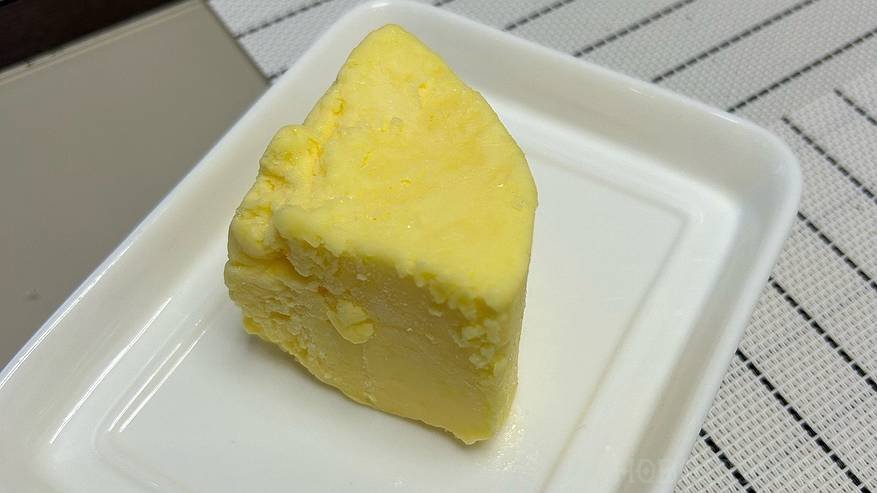 Главная картинка новости: Пальмовая гадость в брикете: Росконтроль говорит не брать эти бренды сливочного масла даже бесплатно